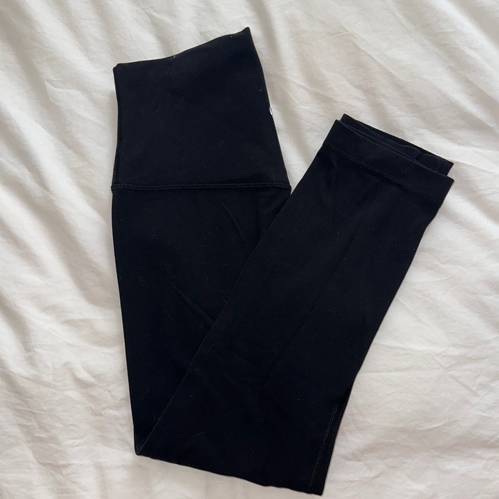 Lululemon crops